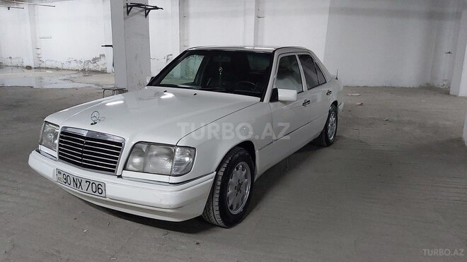 Mercedes E 220 1994, 432,000 km - 2.2 л - Bakı