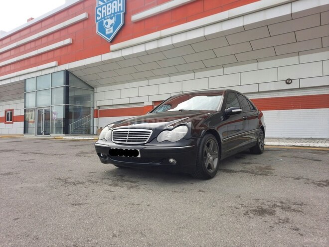 Mercedes C 200 2002, 272,000 km - 2.0 l - Bakı