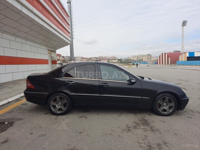 Mercedes C 200 2002, 272,000 km - 2.0 l - Bakı