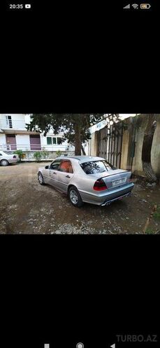Mercedes C 180 1999, 332,000 km - 1.8 l - Bakı