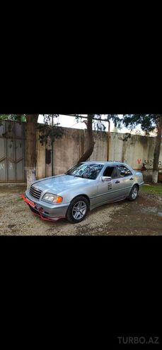 Mercedes C 180 1999, 332,000 km - 1.8 l - Bakı