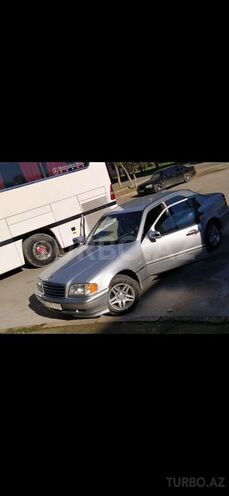 Mercedes C 180 1999, 332,000 km - 1.8 l - Bakı