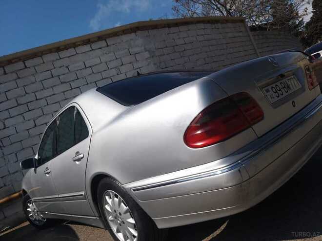 Mercedes E 270 2001, 280,000 km - 2.7 л - Bakı