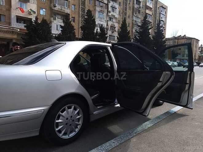 Mercedes E 270 2001, 280,000 km - 2.7 л - Bakı