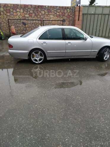 Mercedes E 220 1999, 395,000 km - 2.2 l - Bakı