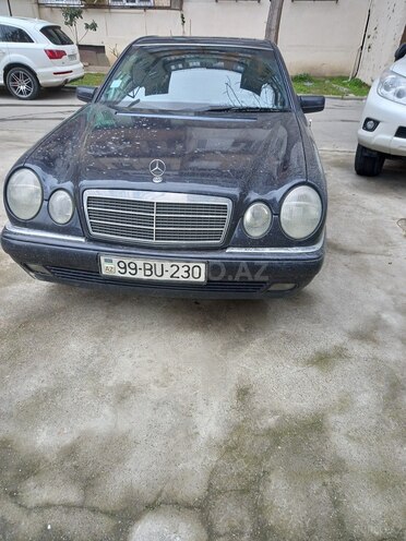 Mercedes E 230 1997, 317,000 km - 2.3 l - Bakı
