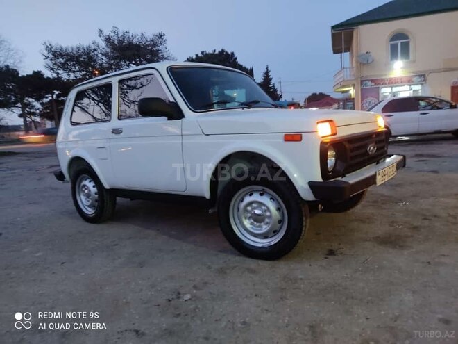 LADA (VAZ) Niva 2011, 211,000 km - 1.7 l - Bakı