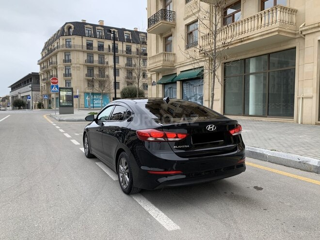 Hyundai Elantra 2016, 75,000 km - 2.0 л - Bakı