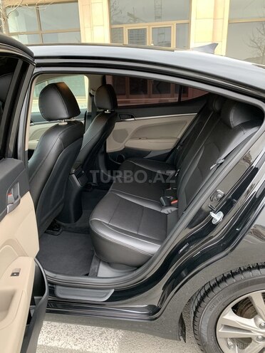 Hyundai Elantra 2016, 75,000 km - 2.0 л - Bakı