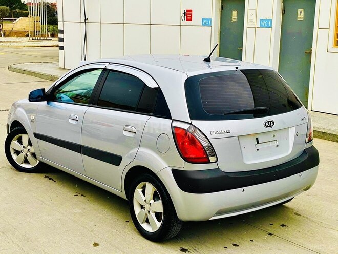 Kia Rio 2008, 65,000 km - 1.5 l - Bakı