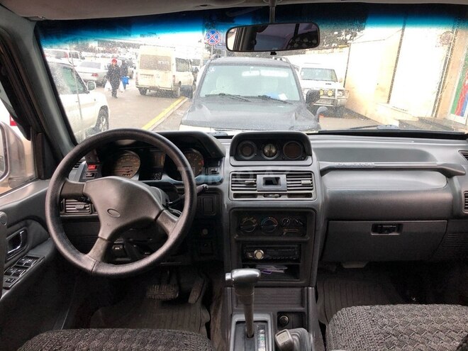 Mitsubishi Pajero 1995, 220,000 km - 2.8 l - Bakı