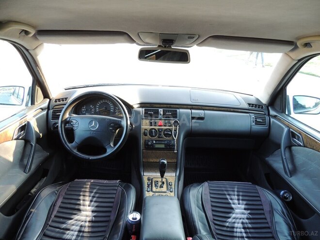 Mercedes E 240 2000, 415,000 km - 2.6 l - Bakı
