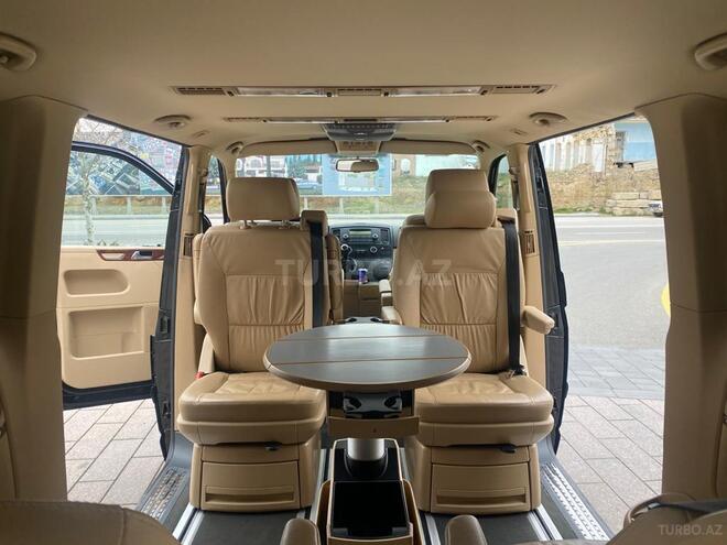 Volkswagen Multivan 2007, 37,313 km - 3.2 l - Bakı