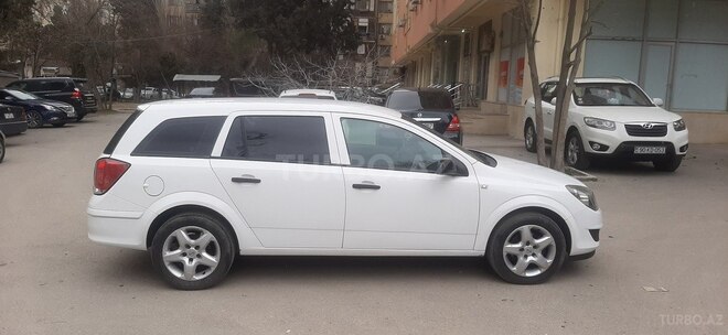 Opel Astra 2009, 260,000 km - 1.3 l - Bakı