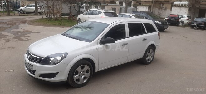 Opel Astra 2009, 260,000 km - 1.3 l - Bakı