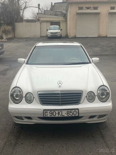 Mercedes E 240 2000, 330,000 km - 2.4 l - Bakı