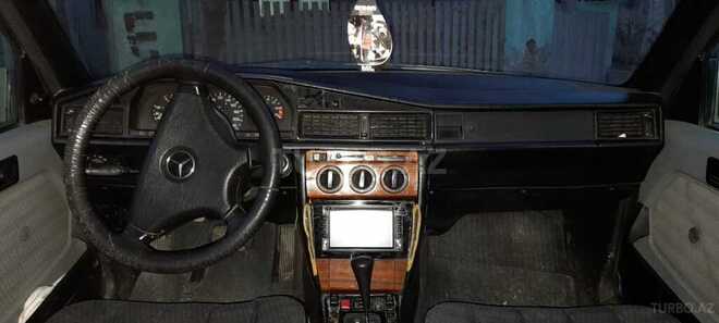 Mercedes 190 1990, 99,999 km - 2.2 l - Bakı