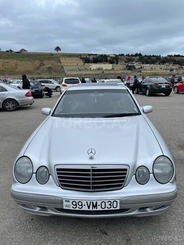 Mercedes E 240 1999, 280,000 km - 2.4 l - Bakı