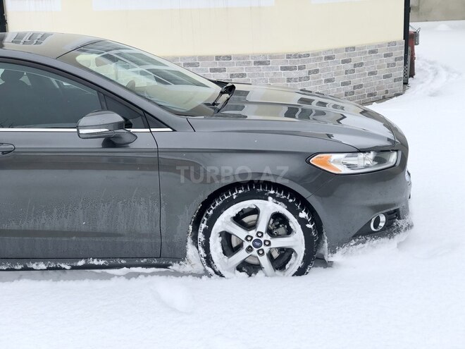 Ford Fusion 2015, 104,000 km - 1.5 л - Qusar
