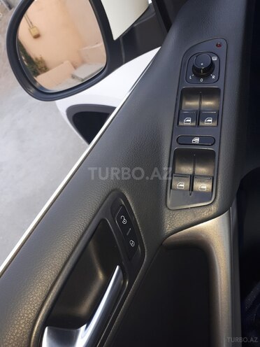 Volkswagen Tiguan 2009, 125,890 km - 2.0 l - Bakı