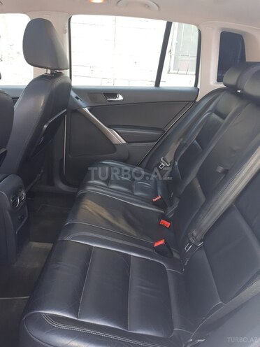 Volkswagen Tiguan 2009, 125,890 km - 2.0 l - Bakı