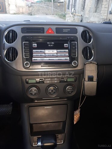 Volkswagen Tiguan 2009, 125,890 km - 2.0 l - Bakı