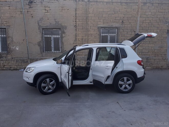 Volkswagen Tiguan 2009, 125,890 km - 2.0 l - Bakı