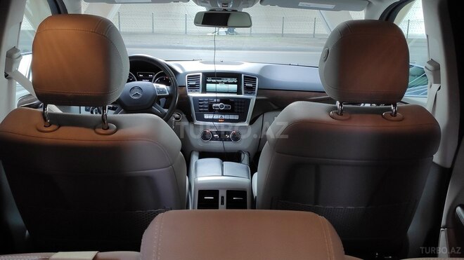 Mercedes  2015, 79,000 km - 2.0 l - Astara