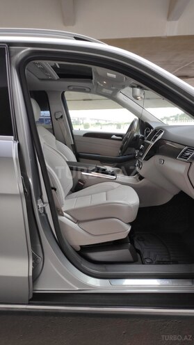 Mercedes  2015, 79,000 km - 2.0 l - Astara