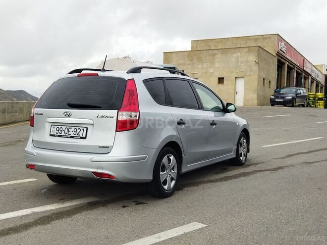 Hyundai i30 2010, 184,000 km - 1.6 л - Bakı