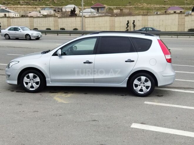 Hyundai i30 2010, 184,000 km - 1.6 л - Bakı