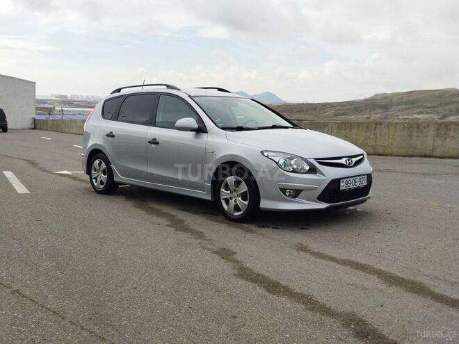 Hyundai i30 2010, 184,000 km - 1.6 л - Bakı