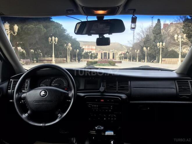 Opel Vectra 2001, 302,000 km - 1.6 l - Bakı
