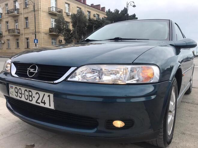 Opel Vectra 2001, 302,000 km - 1.6 l - Bakı