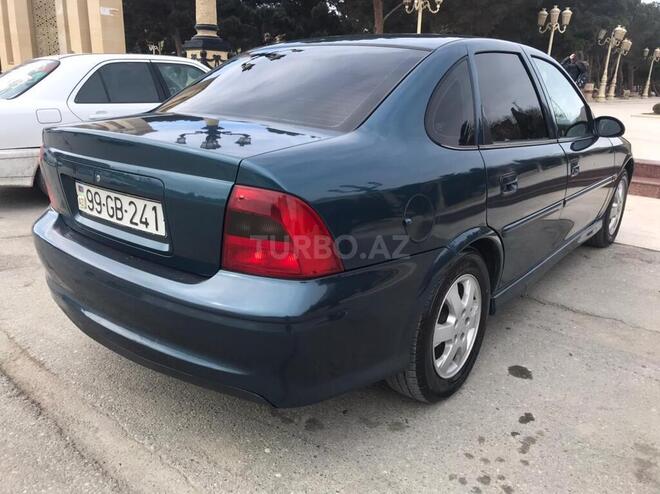 Opel Vectra 2001, 302,000 km - 1.6 l - Bakı