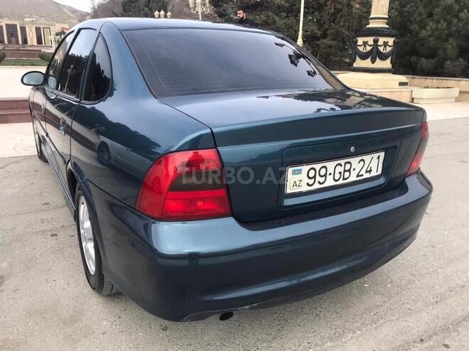 Opel Vectra 2001, 302,000 km - 1.6 l - Bakı