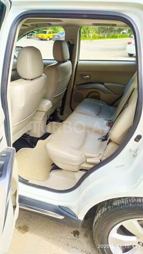 Mitsubishi Outlander 2011, 128,000 km - 3.0 l - Bakı