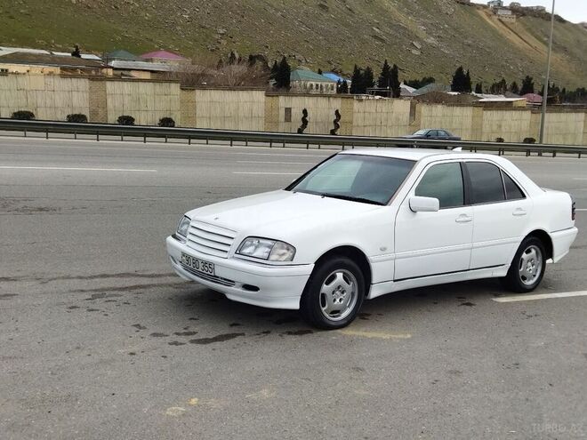 Mercedes C 200 1997, 356,877 km - 2.0 л - Bakı