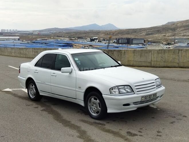 Mercedes C 200 1997, 356,877 km - 2.0 л - Bakı