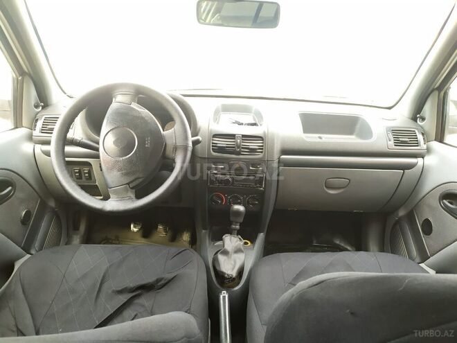 Renault Clio 2006, 180,000 km - 1.4 l - Bakı