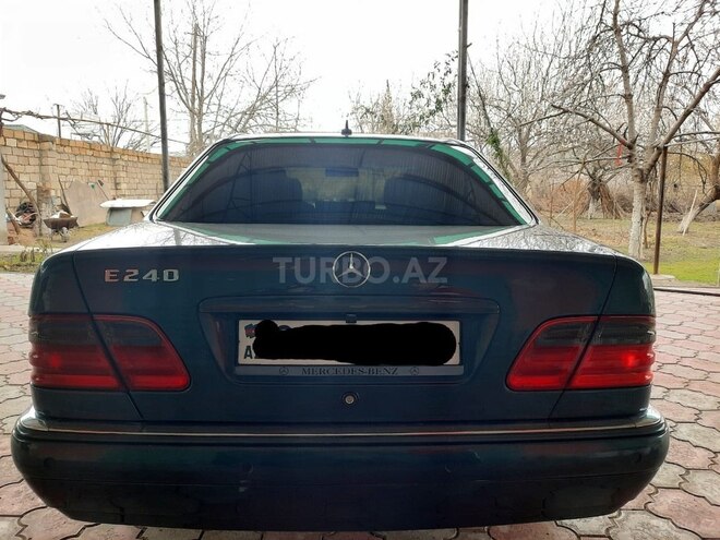 Mercedes E 240 1998, 350,000 km - 2.4 l - Bərdə
