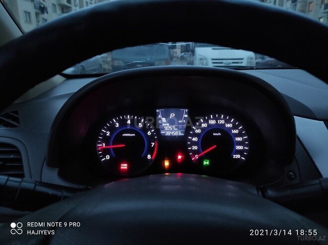 Hyundai Accent 2011, 300,000 km - 1.6 l - Bakı