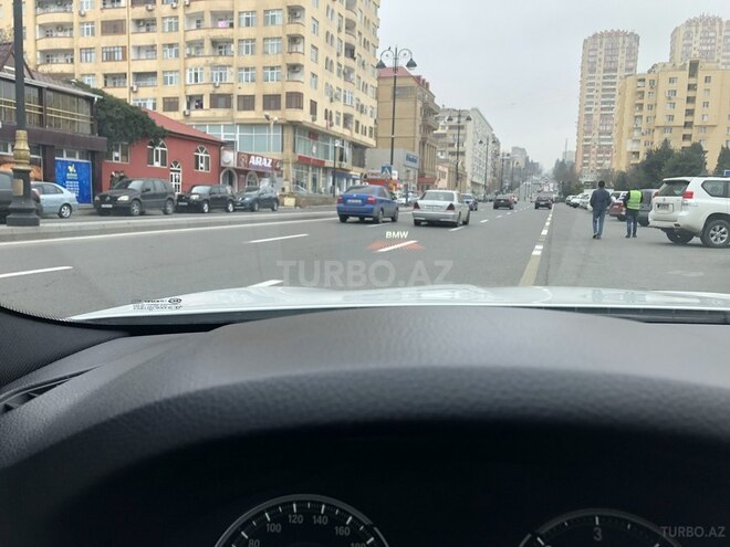 BMW 520 2014, 124,000 km - 2.0 л - Bakı