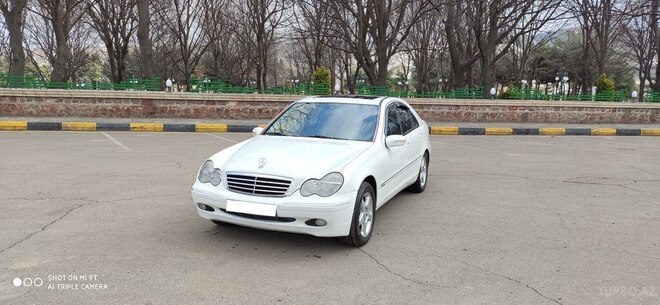 Mercedes C 200 2000, 220,000 km - 2.0 л - Tovuz
