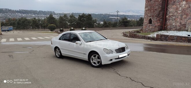 Mercedes C 200 2000, 220,000 km - 2.0 л - Tovuz