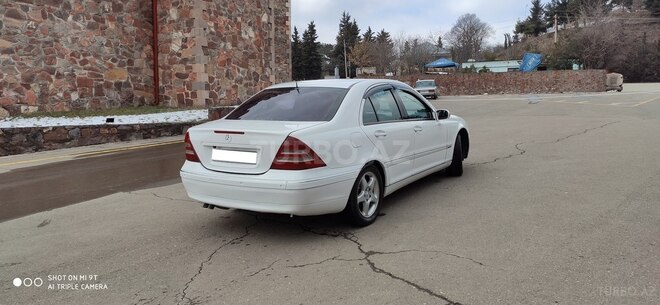 Mercedes C 200 2000, 220,000 km - 2.0 л - Tovuz