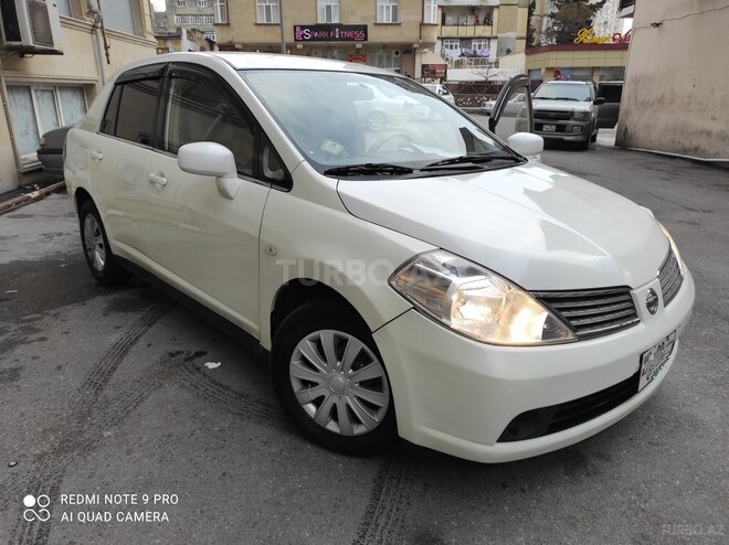 Nissan Tiida 2008, 170,000 km - 1.6 л - Bakı