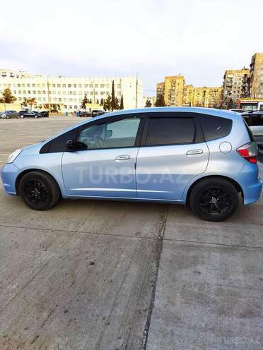 Honda Fit 2010, 150,000 km - 1.5 л - Bakı