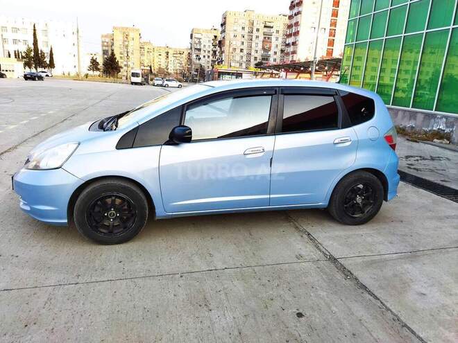 Honda Fit 2010, 150,000 km - 1.5 л - Bakı