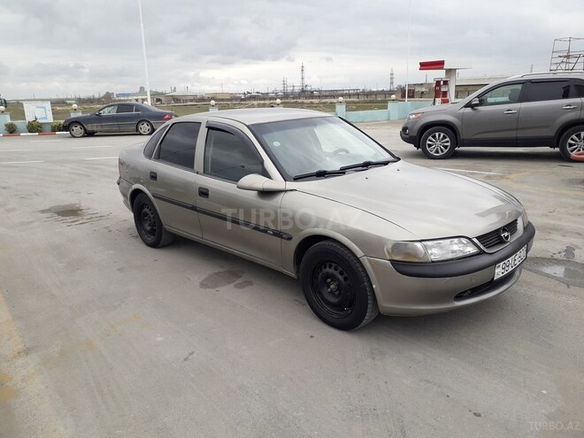 Opel Vectra 1998, 324,076 km - 1.8 л - Sumqayıt